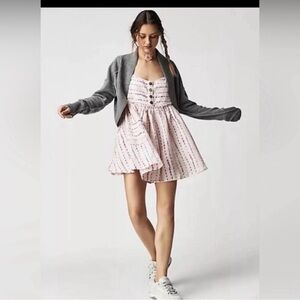 Free People Linen Blend Ocean AVE
Romper Pink Ivory combo